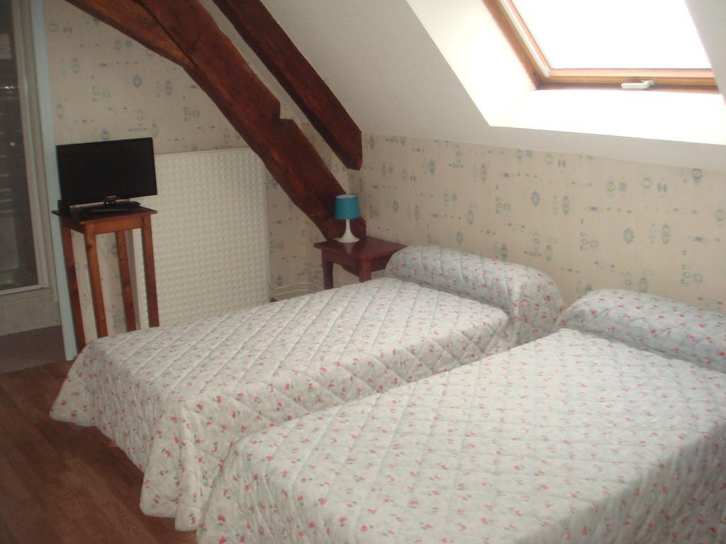 Moulin De Bourgchateau Louhans Habitación foto