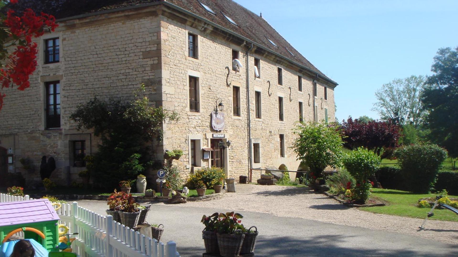 Moulin De Bourgchateau Louhans Exterior foto